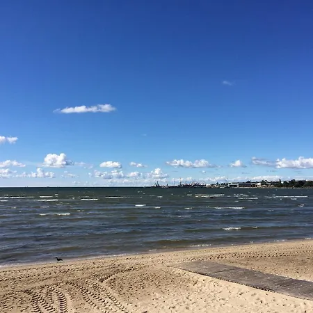 Stroomi Residents Apartman *